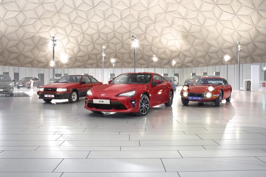  Toyota GT 86 2016 года  (WW) (фото 33 из 33)
